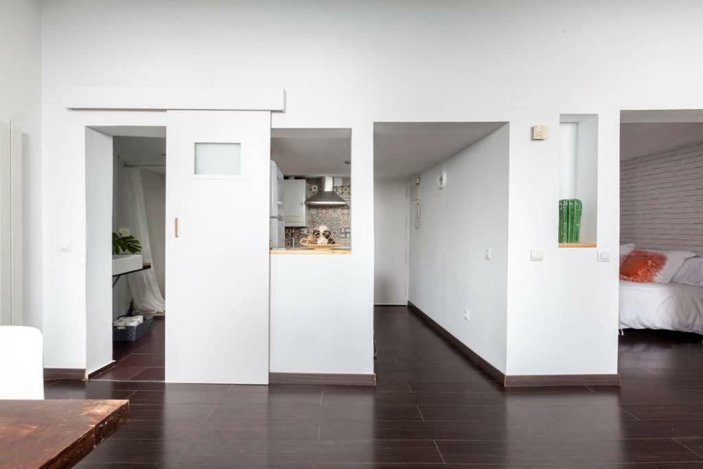 Modern Top Floor Loft At Malasana'S Heart Madrid Exterior foto