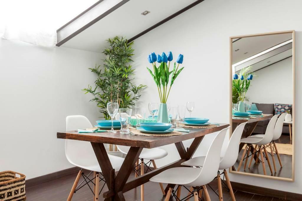 Modern Top Floor Loft At Malasana'S Heart Madrid Exterior foto